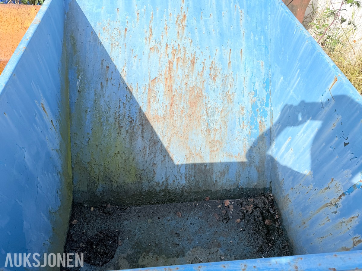 INTRA TIPPCONTAINER / TIPPKASSE MED HJUL