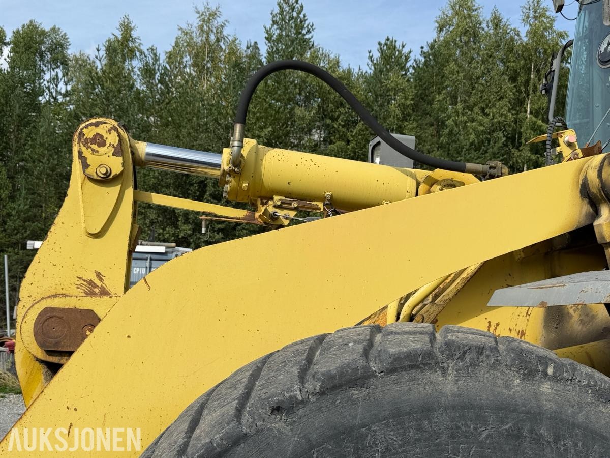 1994 Komatsu WA470-3H Hjullaster med skuffe - 10604 timer