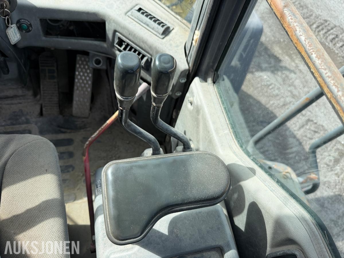 1994 Komatsu WA470-3H Hjullaster med skuffe - 10604 timer