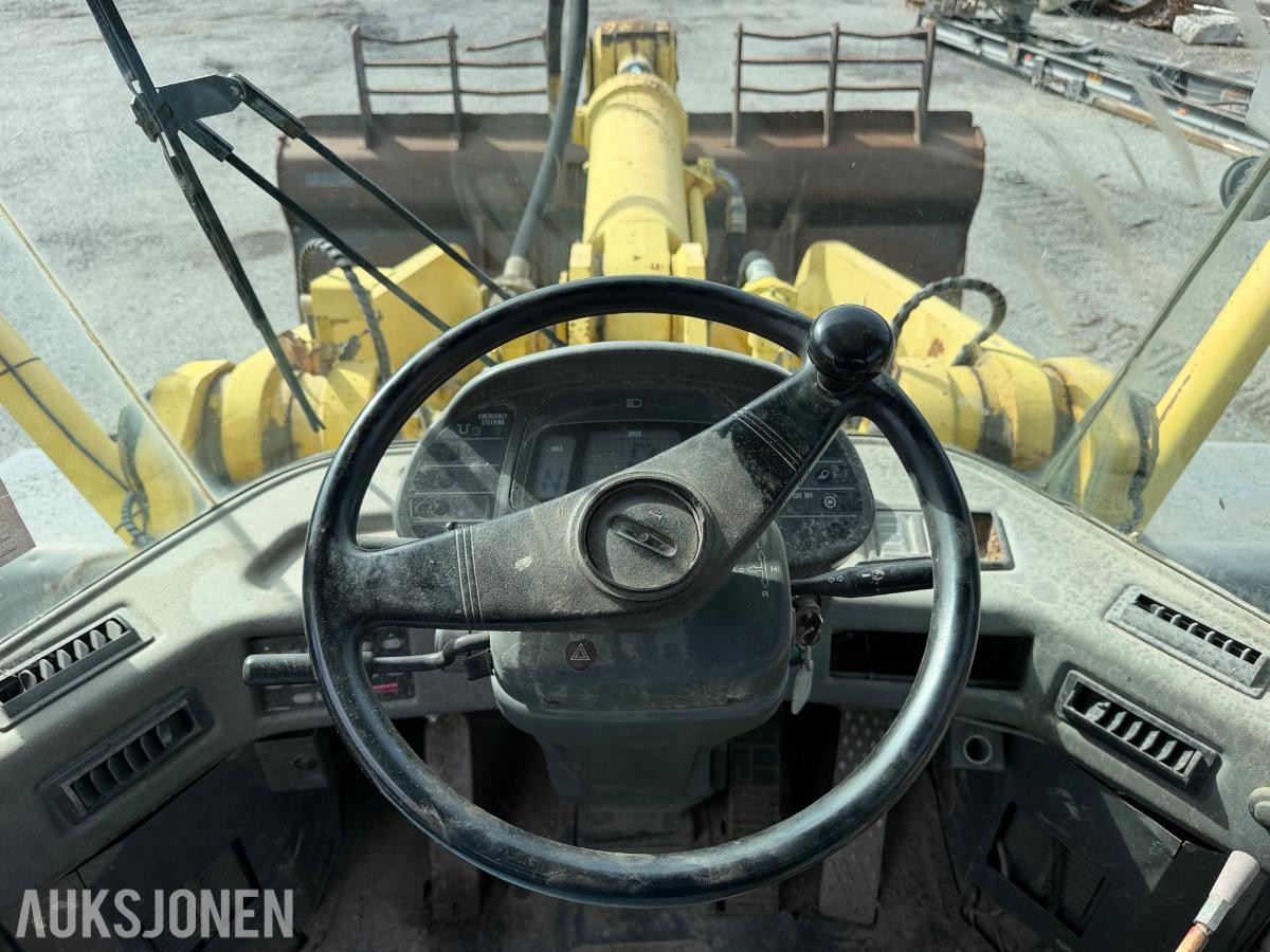 1994 Komatsu WA470-3H Hjullaster med skuffe - 10604 timer