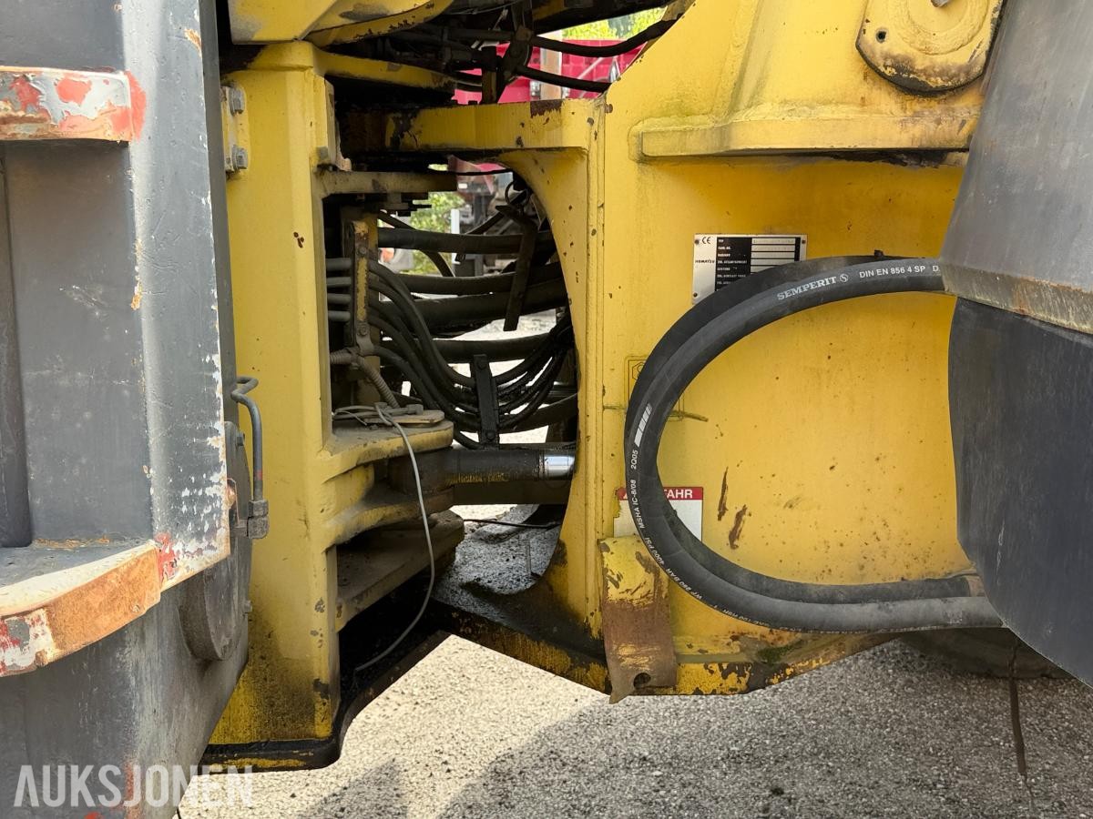 1994 Komatsu WA470-3H Hjullaster med skuffe - 10604 timer