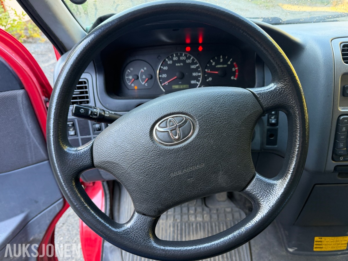 2010 Toyota HIACE 2.5-117 D 4WD - EU-godkjent