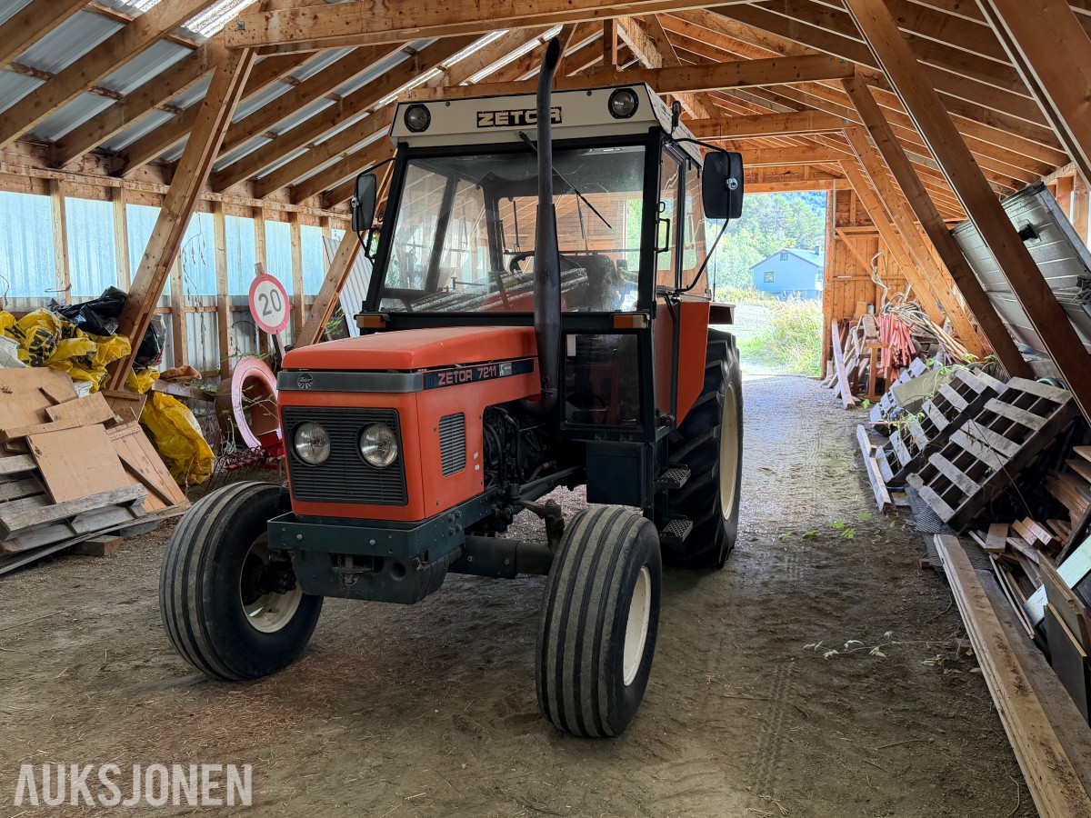 1988 Zetor 7211 traktor