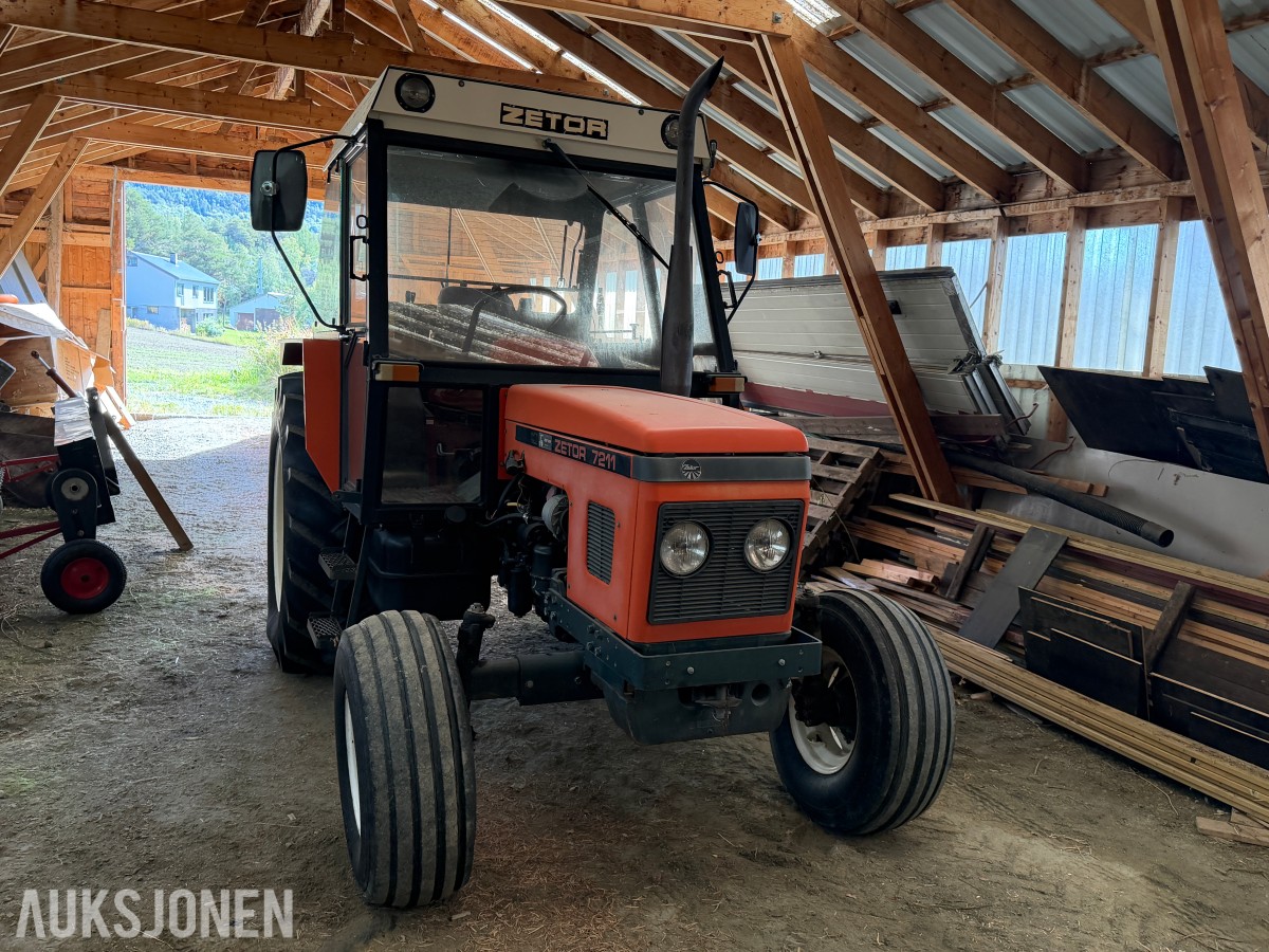 1988 Zetor 7211 traktor