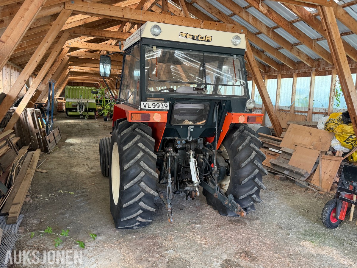 1988 Zetor 7211 traktor