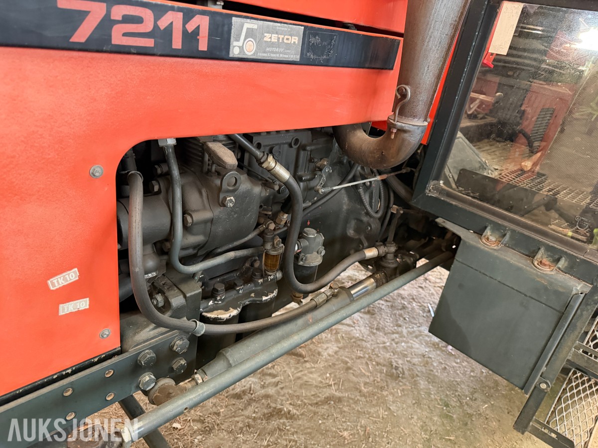 1988 Zetor 7211 traktor