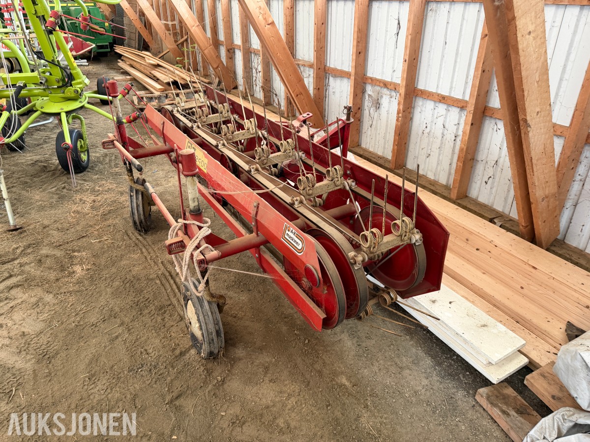 2005 PZ 2400 Siderive