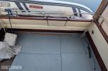 1977 32 fot trebåt med flybridge Ford 150 hk