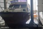 1977 32 fot trebåt med flybridge Ford 150 hk