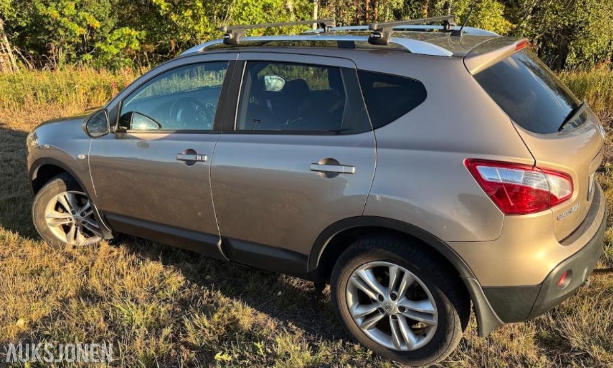 2011 Nissan Qashqai 1.6 131hk Diesel 4x4 Manuell Tekna Hengerfeste Ryggekamera