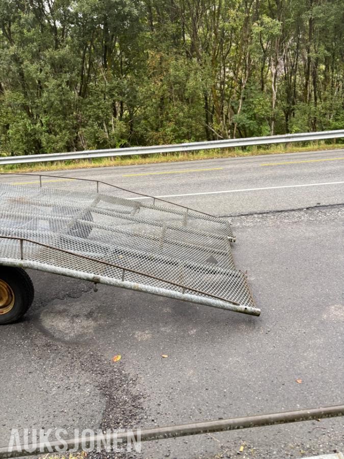 1991 Tredal Transporthenger med tandemaksler og gitterplan