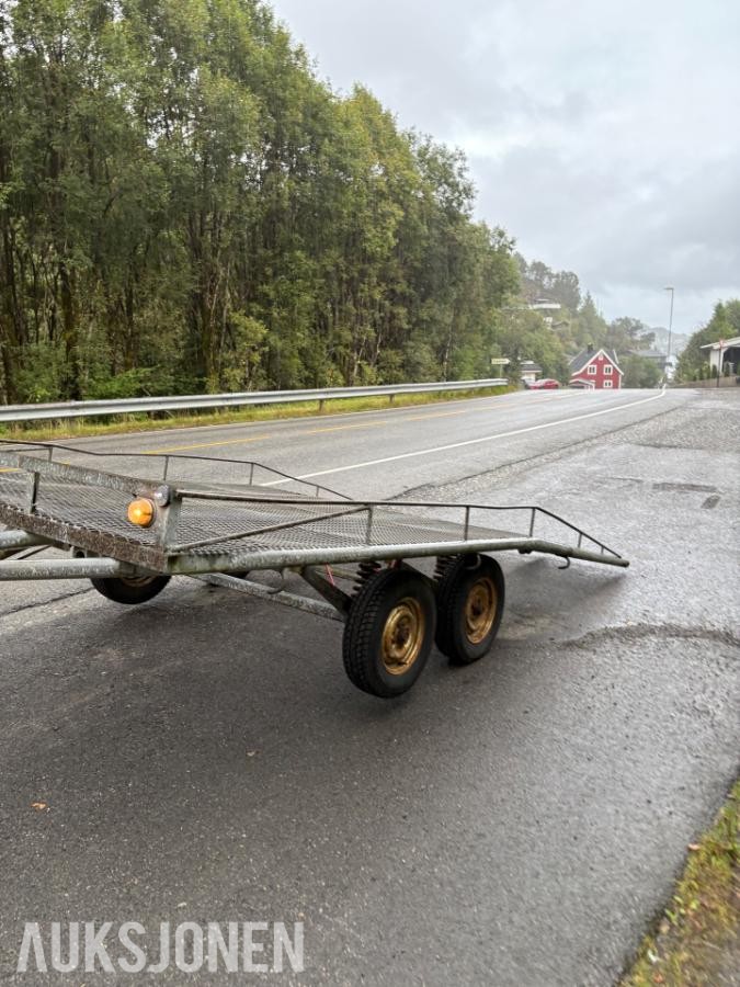 1991 Tredal Transporthenger med tandemaksler og gitterplan
