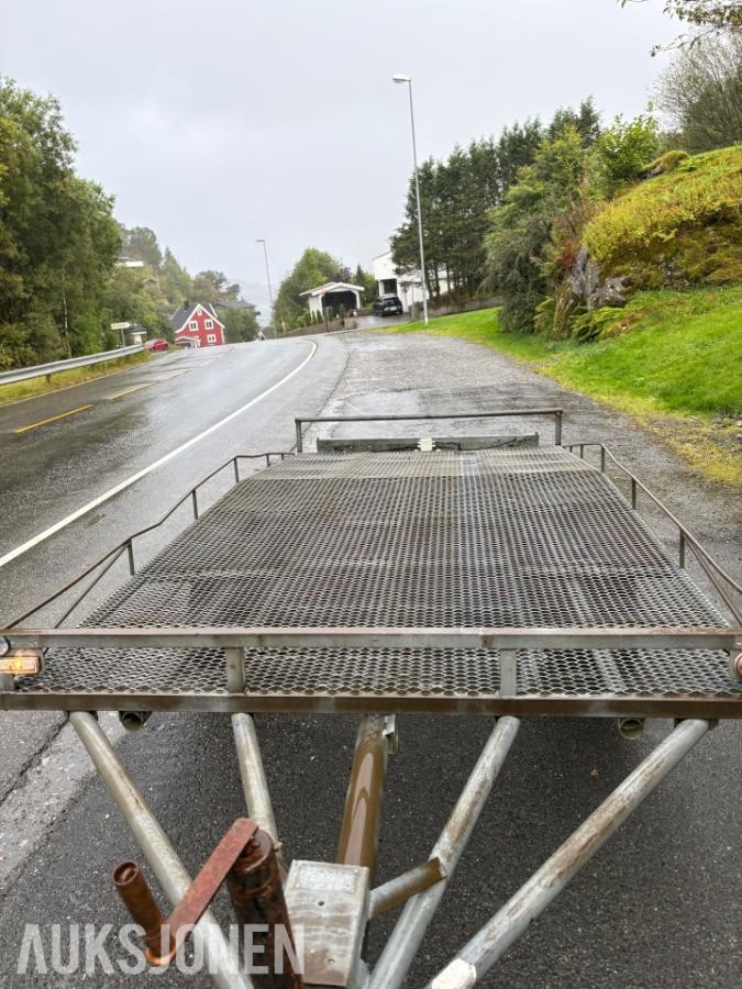1991 Tredal Transporthenger med tandemaksler og gitterplan
