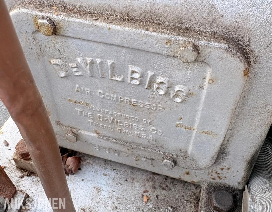 DeVilbiss industri-kompressor med Bauknecht motor JFB-516 3 fas
