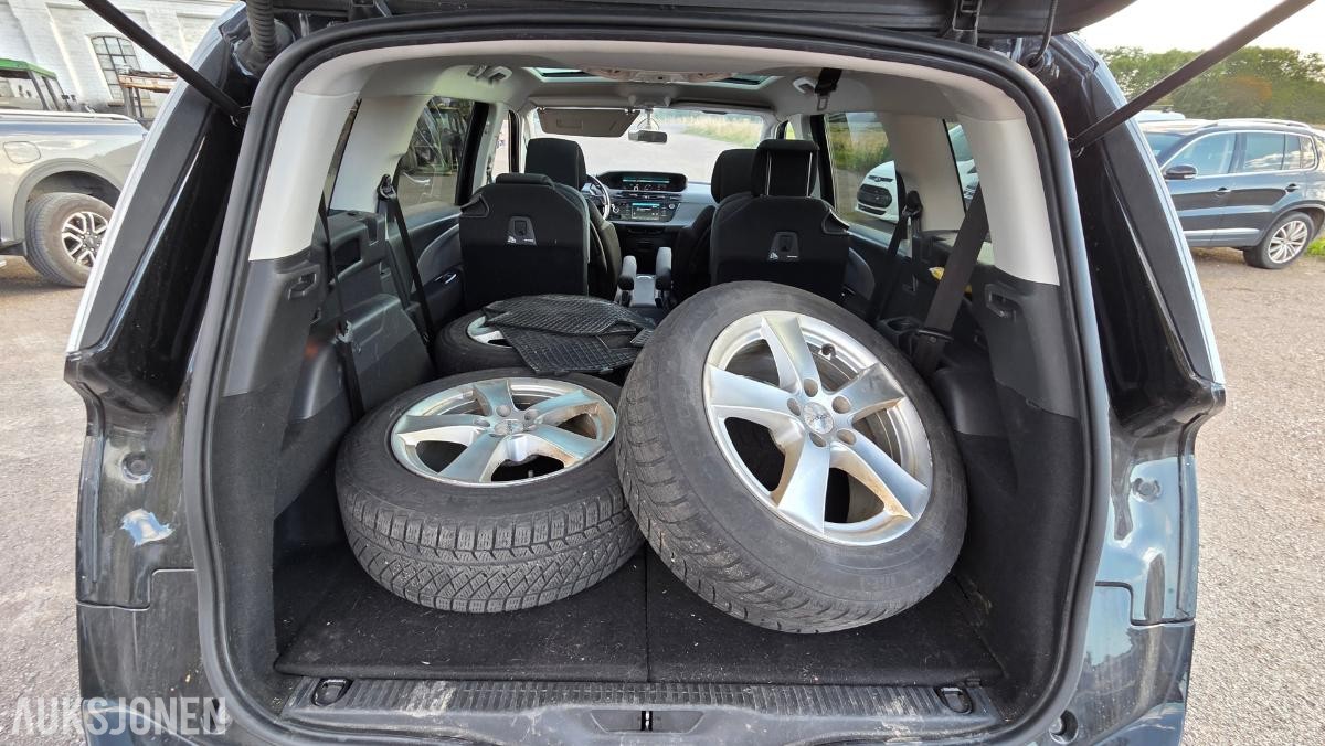 2018 Citroen GRAND C4 PICASSO 1.2-131 Rep objekt , 144000km