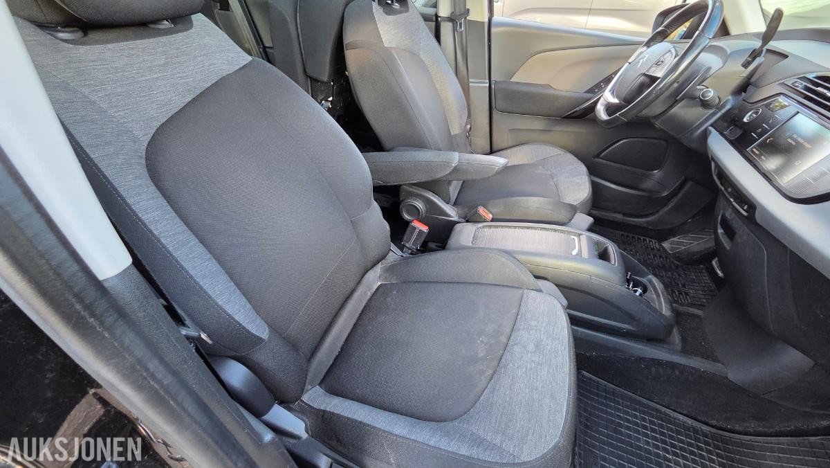 2018 Citroen GRAND C4 PICASSO 1.2-131 Rep objekt , 144000km