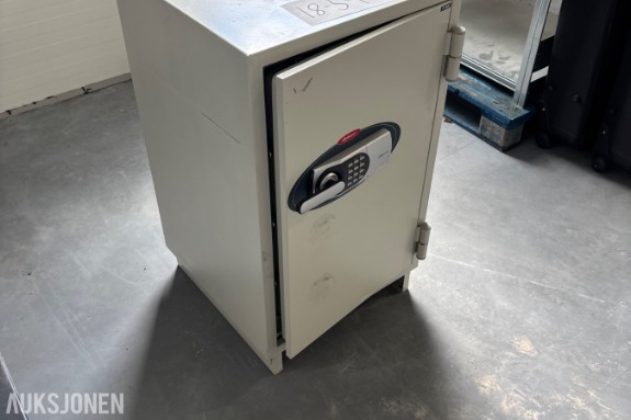 Diplomat Safe