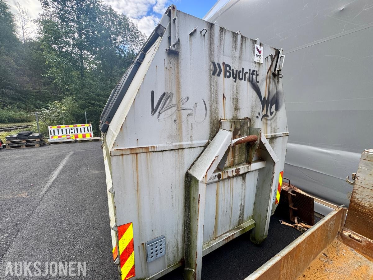 BNS bosscontainer beregnet for 3-akslet krokbil
