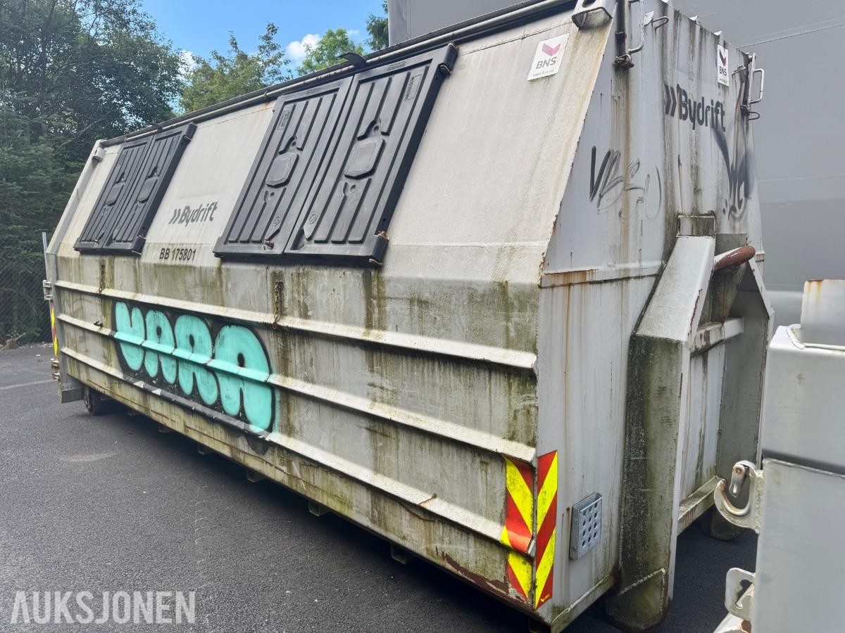 BNS bosscontainer beregnet for 3-akslet krokbil