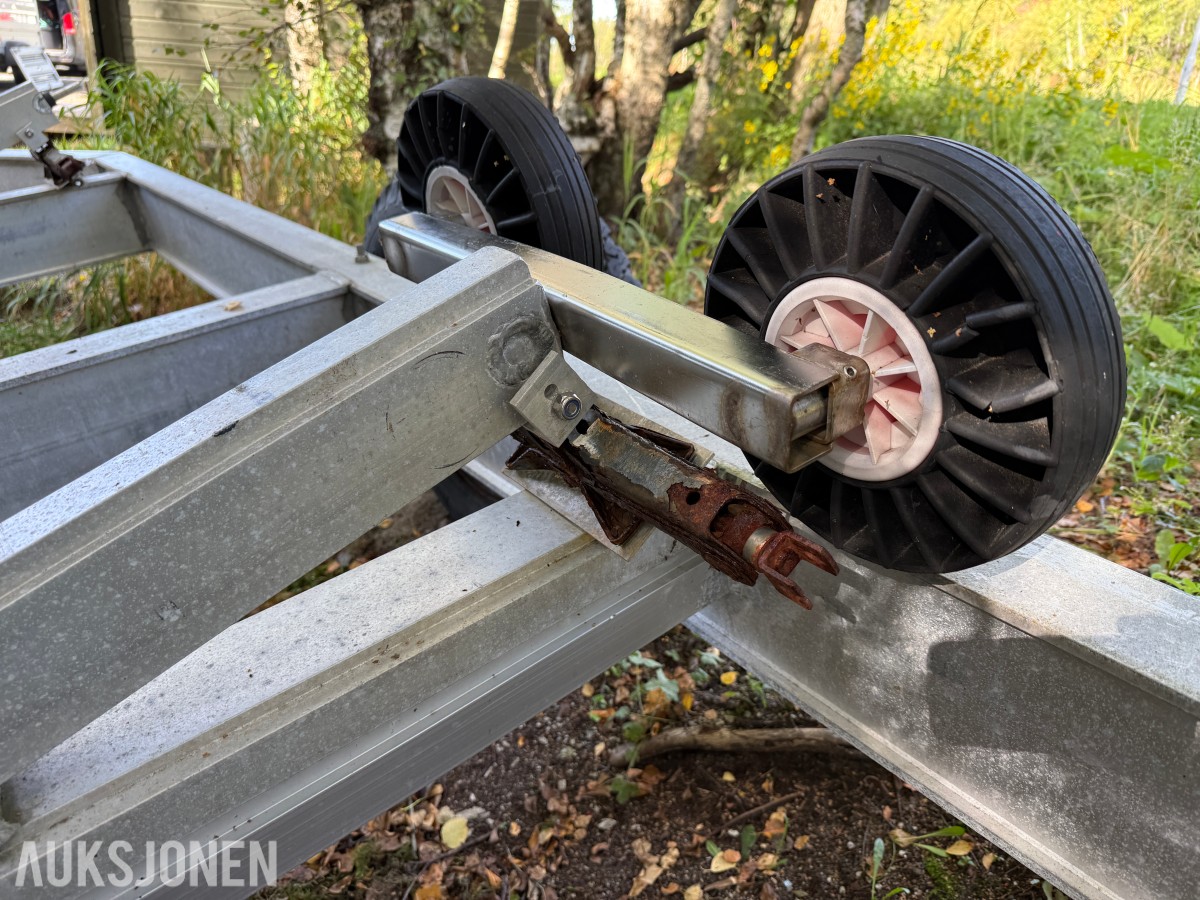 Opplagshenger i Aluminium Ca 6,4 meter