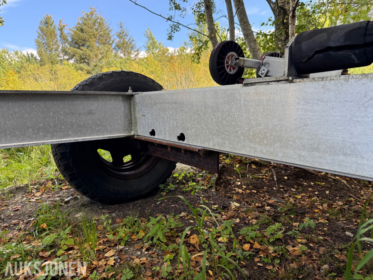 Opplagshenger i Aluminium Ca 6,4 meter