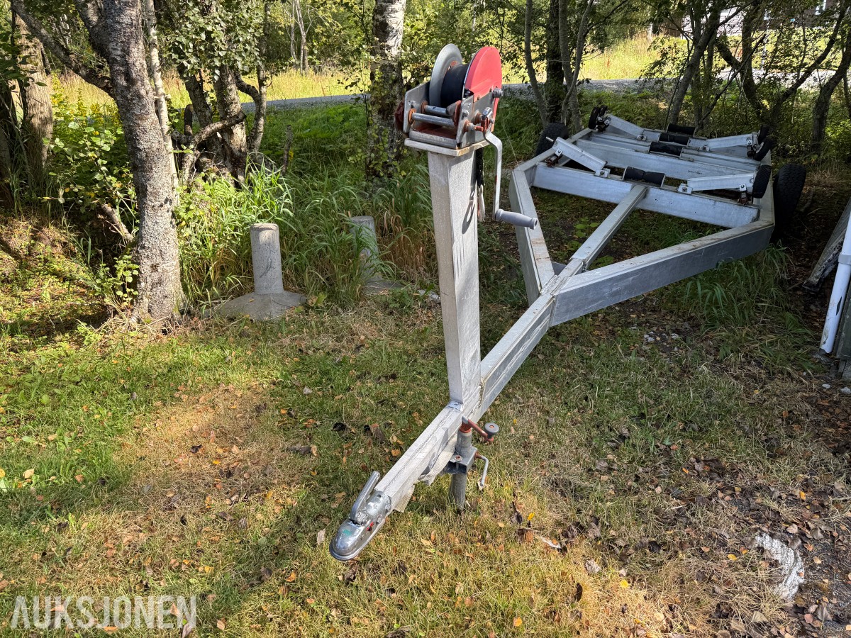 Opplagshenger i Aluminium Ca 6,4 meter