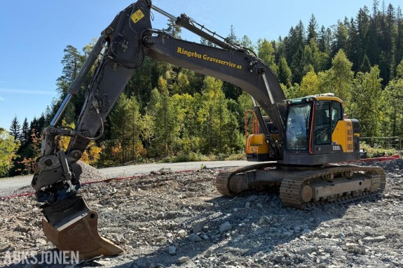 2018 Volvo ECR355EL Gravemaskin - Leica GPS - SMP tiltrotator - S70 hurtigfeste