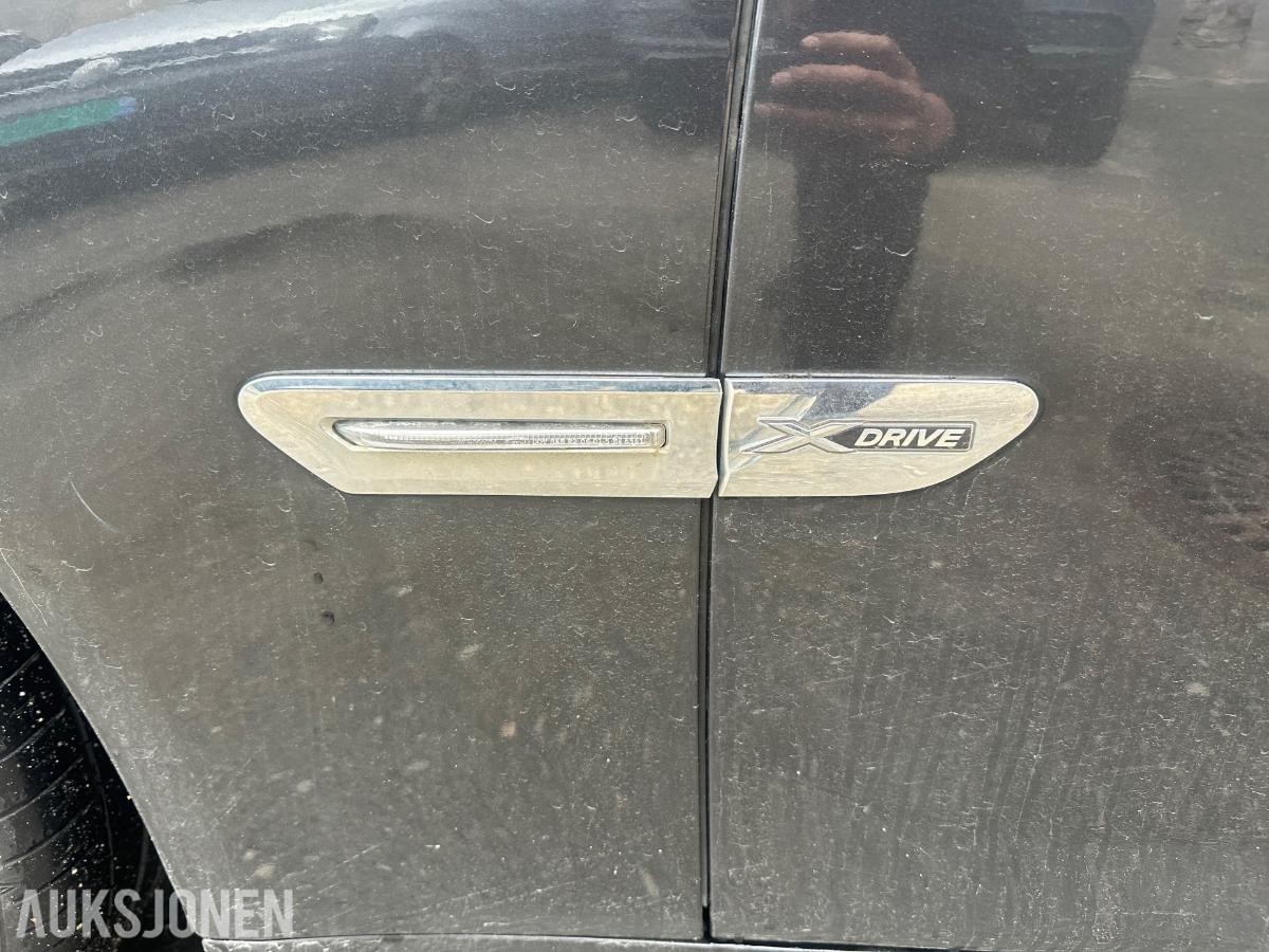 2011 BMW 750i xDrive 407hk V8 automat skinninteriør