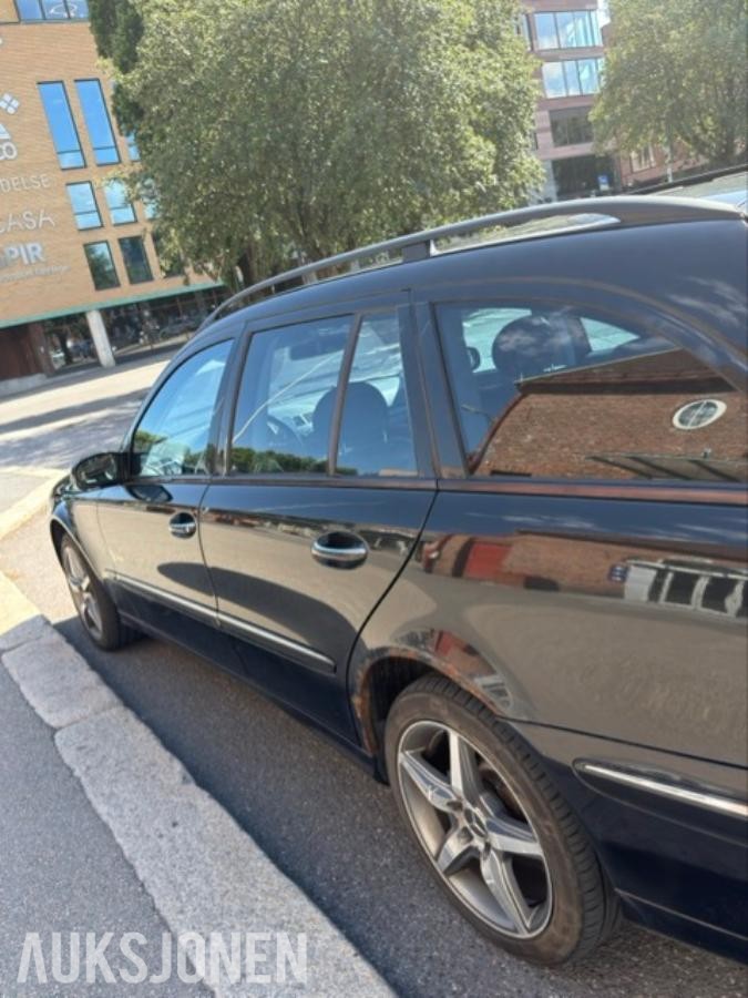 2004 Mercedes-Benz E-Klasse E 280 CDI 3.2 177 HK 