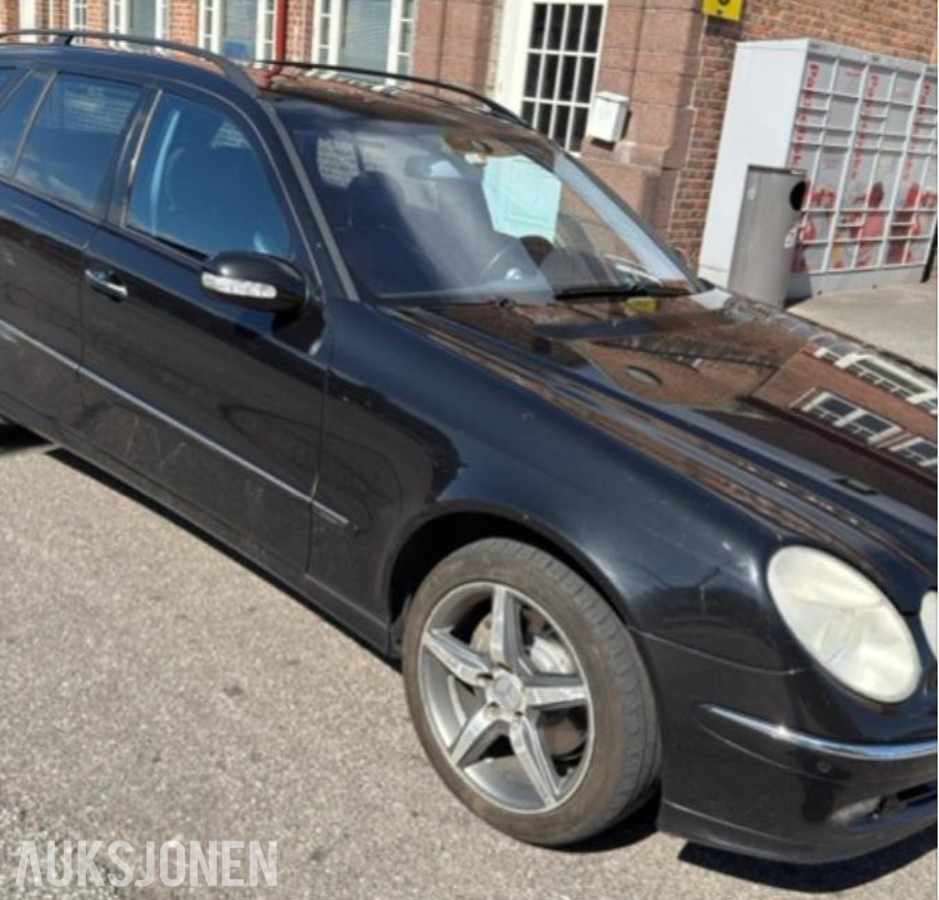 2004 Mercedes-Benz E-Klasse E 280 CDI 3.2 177 HK 