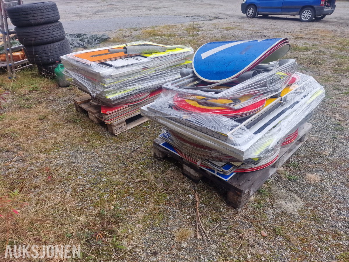 357 stk skilt anleggsskilt infoskilt