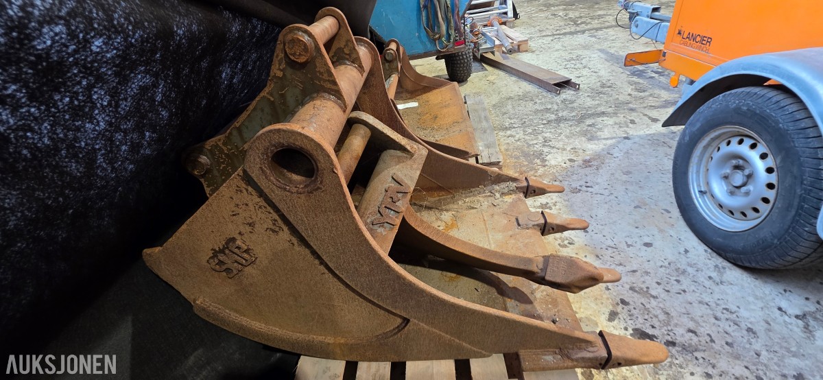 2008 Tannskuffe Og Ripper - S50 - 8 Tonner