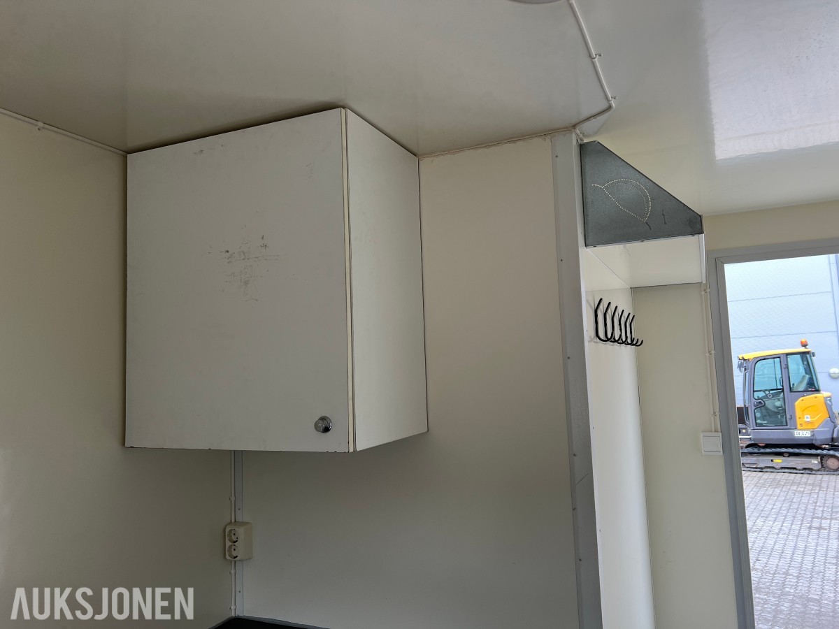 Arnpro Letthus 420 2 TT spisebrakke 6 personer m/tanktoalett