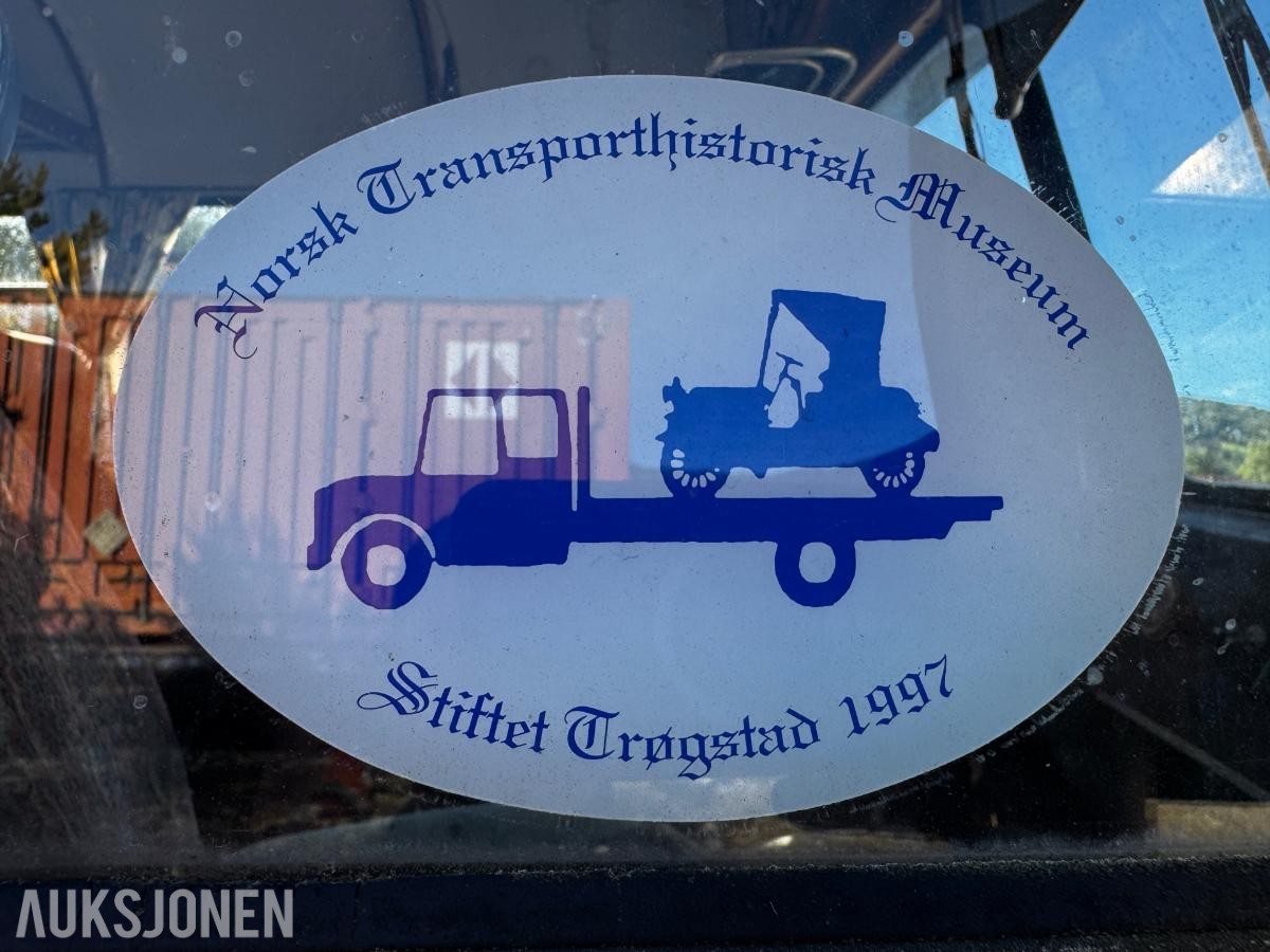 1959 Ford Trader 55 6 seter buss