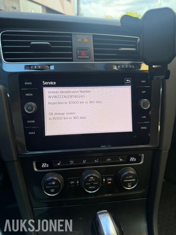 VW Golf Variant 1.0 TSI 110HK DSG / ACC / NAVI / P-SENSOR / 2018