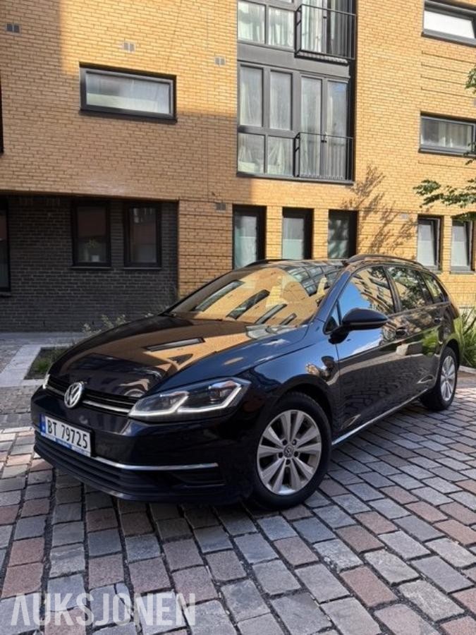VW Golf Variant 1.0 TSI 110HK DSG / ACC / NAVI / P-SENSOR / 2018