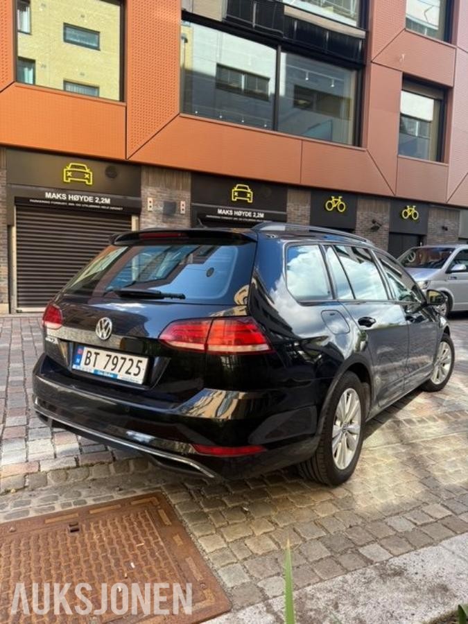 VW Golf Variant 1.0 TSI 110HK DSG / ACC / NAVI / P-SENSOR / 2018