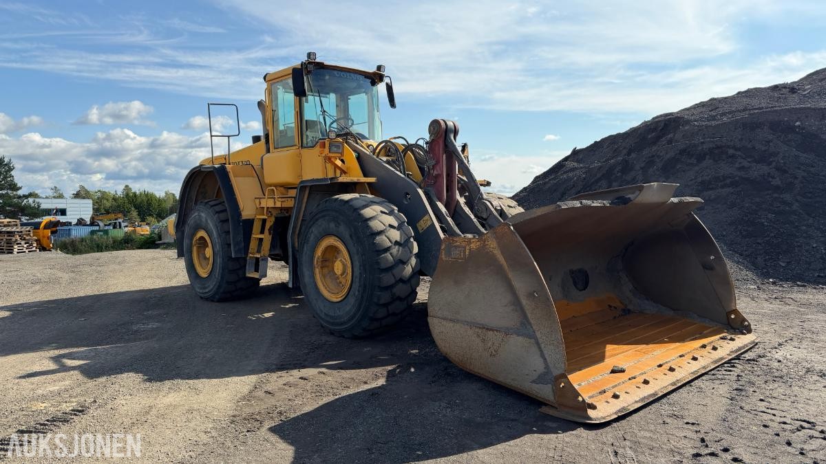 2006 Volvo L180E Hjullaster – 10.772 t – Skuffe – Sentralsmøring