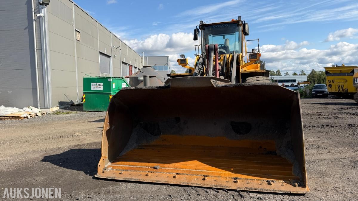 2006 Volvo L180E Hjullaster – 10.772 t – Skuffe – Sentralsmøring