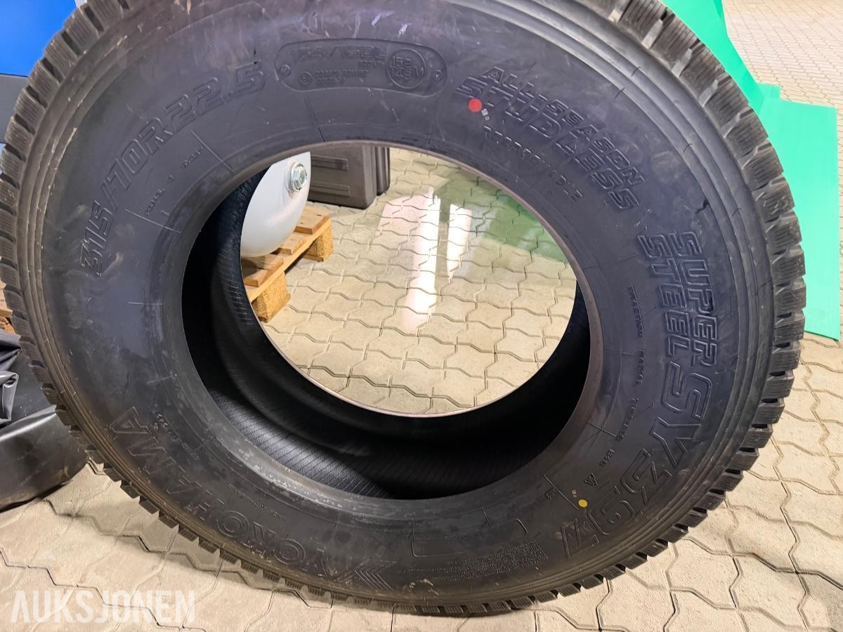 4 stk  Nye Yokohama SY397 315/70R22,5 drivhjul