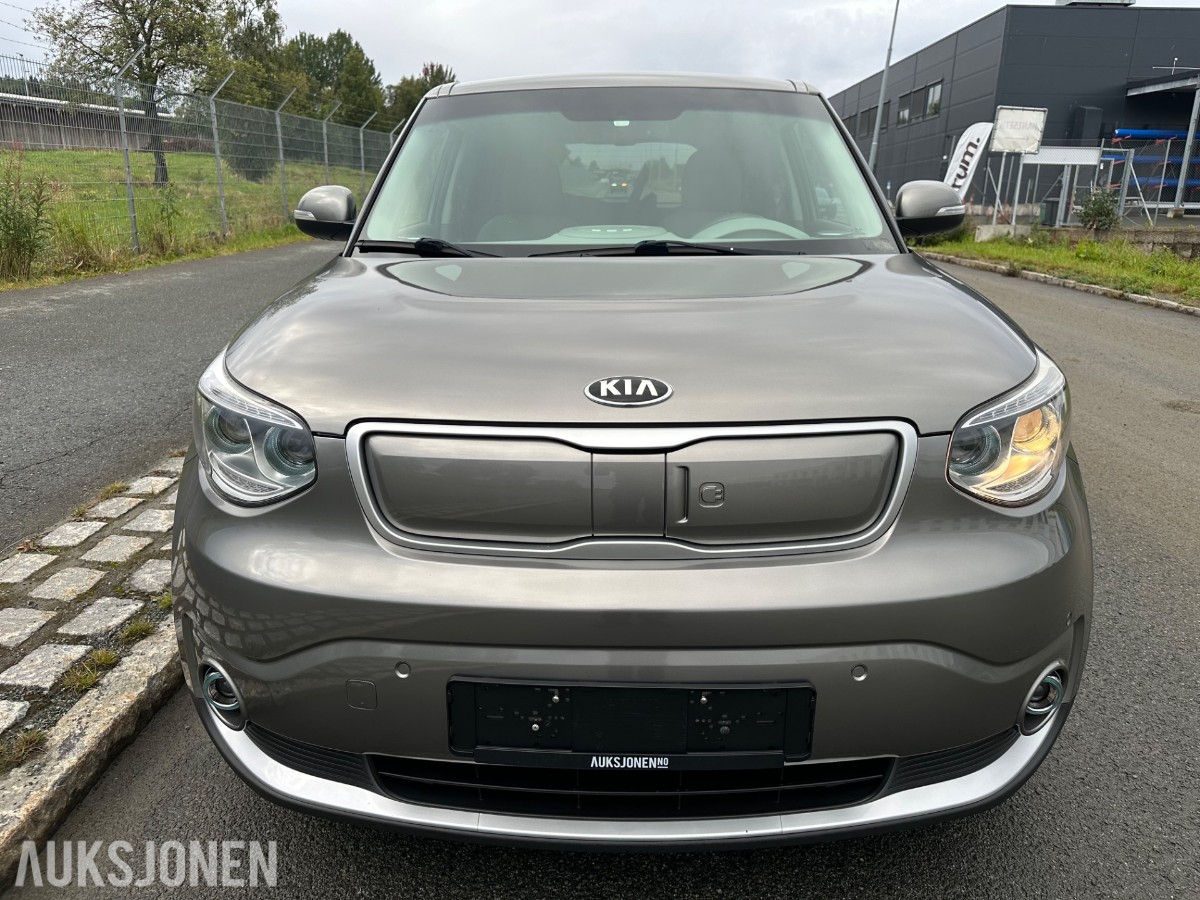 2016 KIA SOUL EV 27 KWH SKINN VARMEPUMPE KAMERA PARKERINGSSENSORER