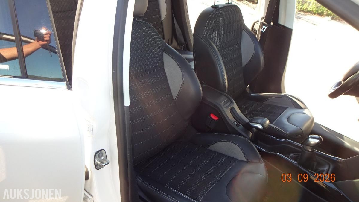 2015 Peugeot 2008 1.2-110