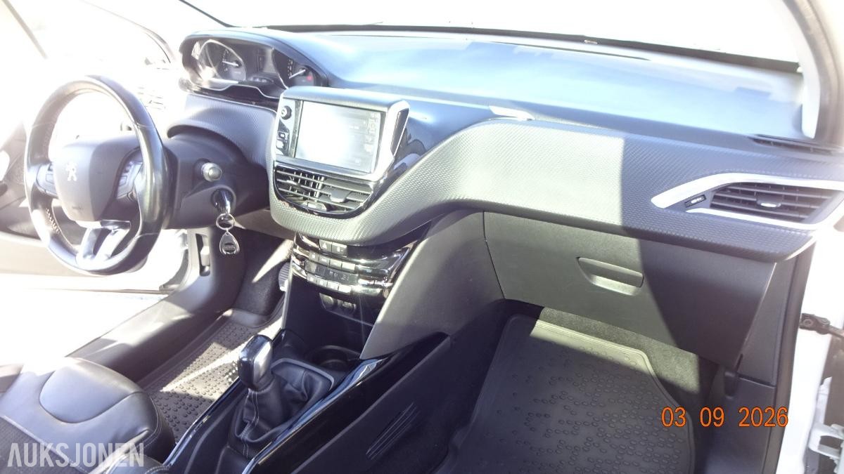 2015 Peugeot 2008 1.2-110