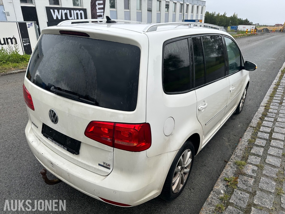 2013 Volkswagen TOURAN 105HK TDI EU-OK 07.28 HENGERFESTE VARMER ALCANTARA
