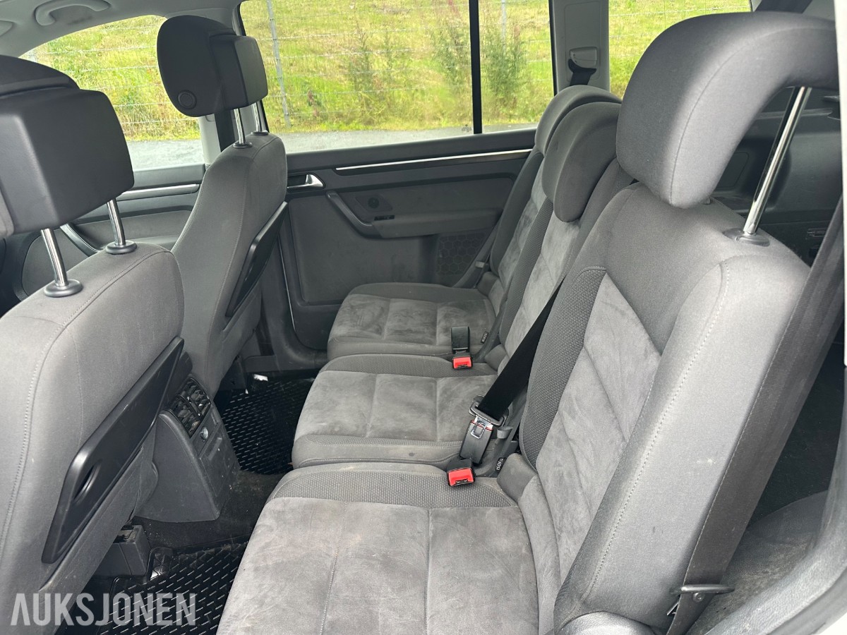 2013 Volkswagen TOURAN 105HK TDI EU-OK 07.28 HENGERFESTE VARMER ALCANTARA