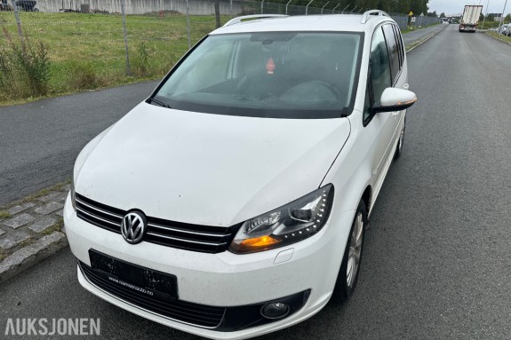 2013 Volkswagen TOURAN 105HK TDI EU-OK 07.28 HENGERFESTE VARMER ALCANTARA