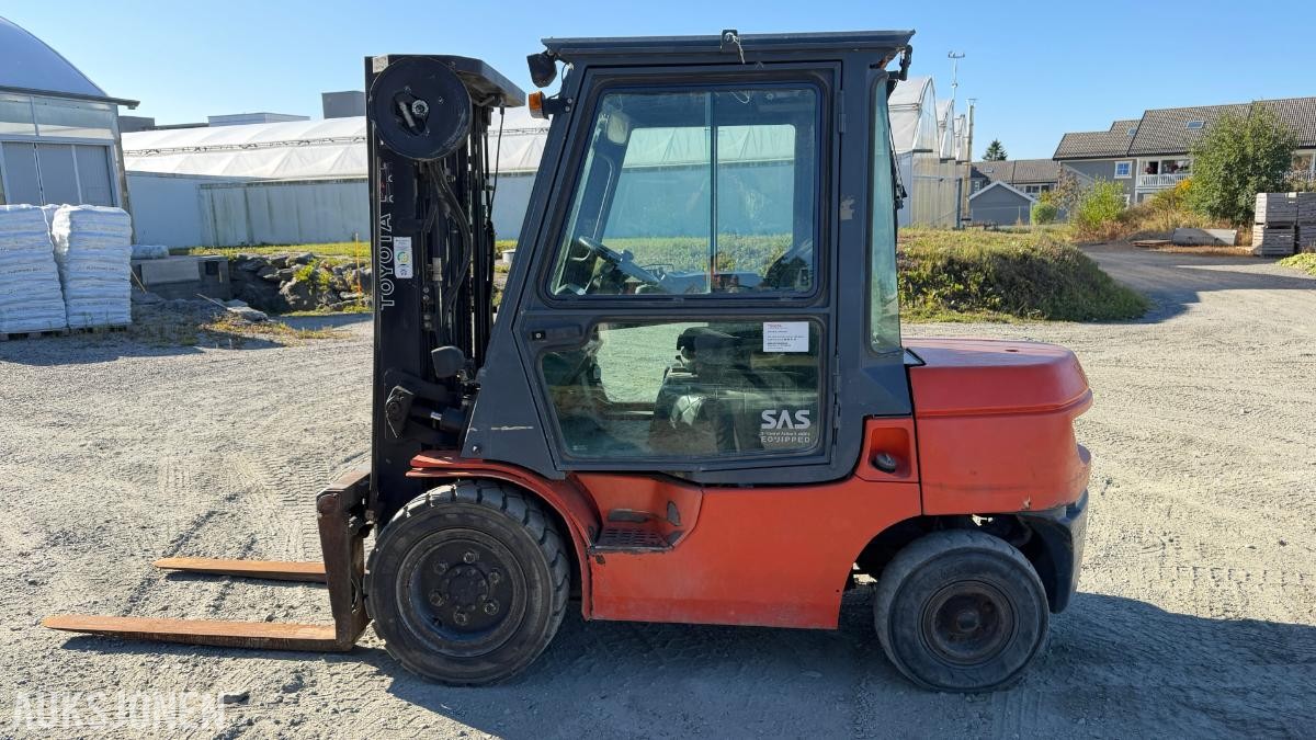 2005 Toyota 62-7FDF30 gaffeltruck 3 000 kg