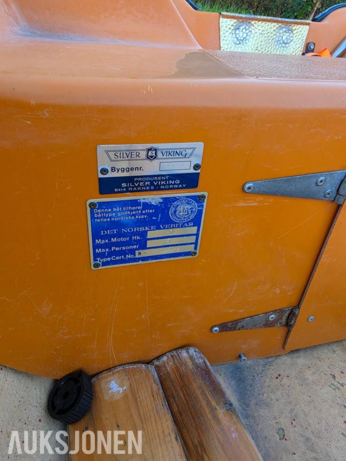 1995 Viking silver med Evinrude 6hk