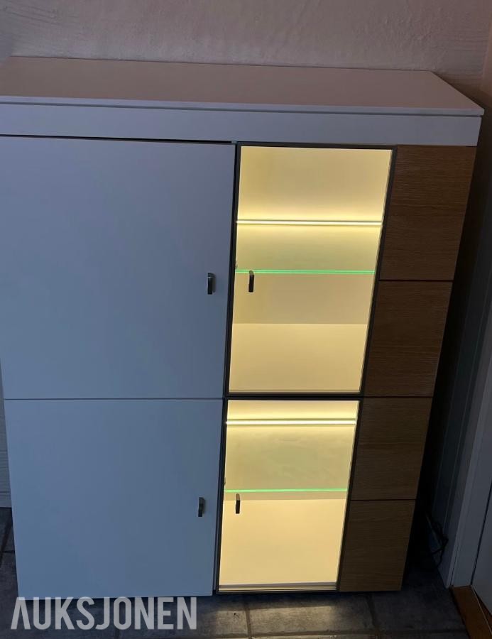 2018 Menton Vitrineskap integrert LED-belysning