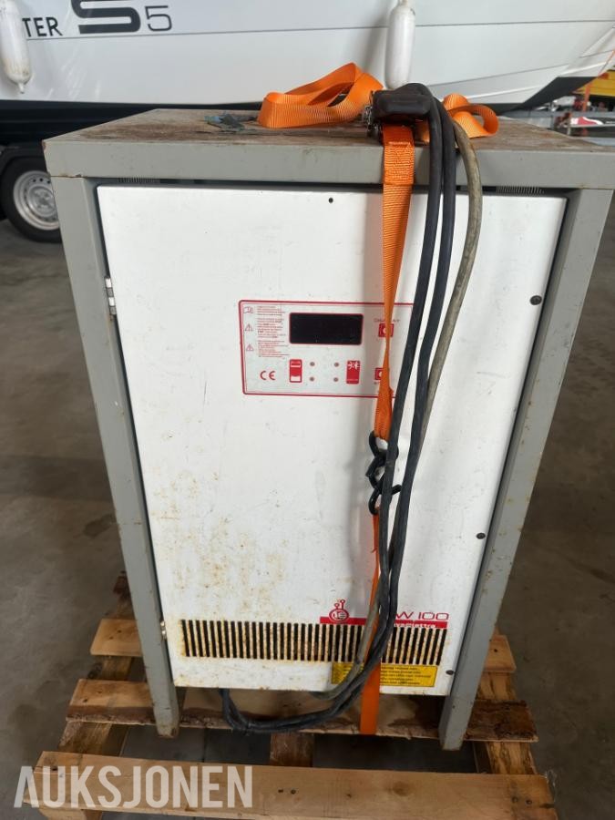 2005 TOYOTA 7FBEF 15 ELEKTRISK TRUCK, LADER, 4112 TIMER